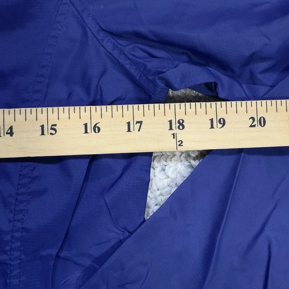 The North Face Women's Size XS Hooded Windbreaker Jacket‎ Lightweight Logo EUC - Picture 7 of 13